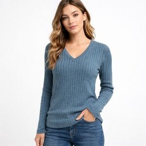 NWT Blue Ribbed V-Neck Long Sleeve Top – Buttery Soft Knit – Size M #C19